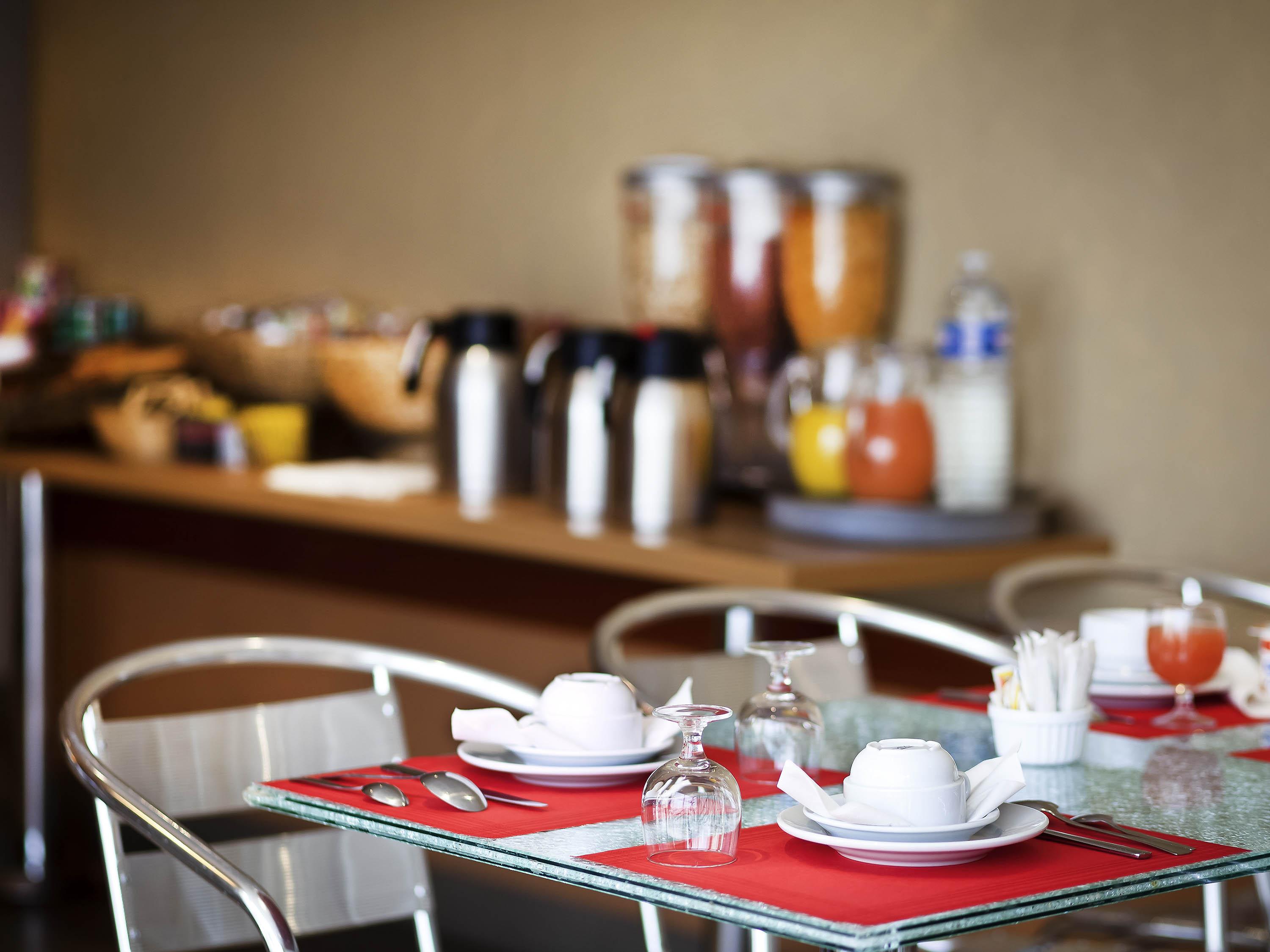 Aparthotel Adagio Access Paris Saint-Denis Pleyel Ngoại thất bức ảnh