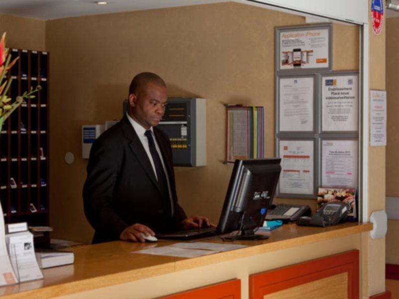 Aparthotel Adagio Access Paris Saint-Denis Pleyel Ngoại thất bức ảnh