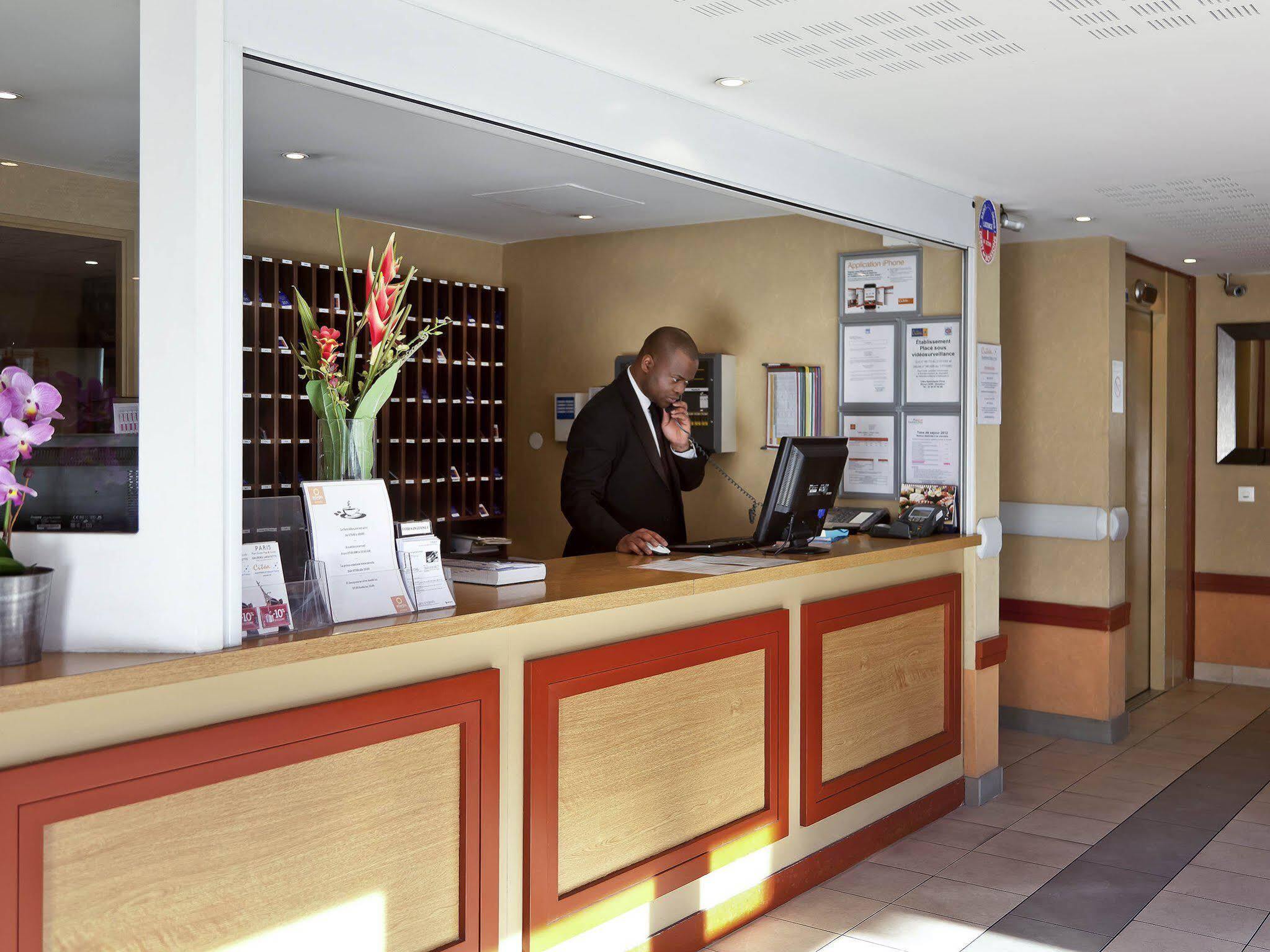 Aparthotel Adagio Access Paris Saint-Denis Pleyel Ngoại thất bức ảnh